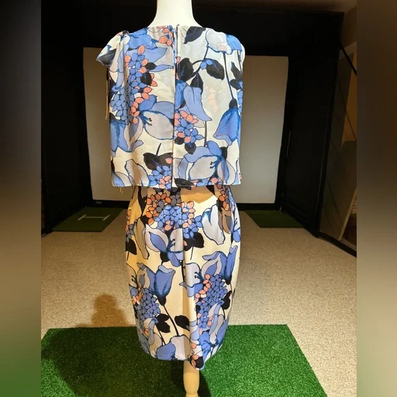 NWT Ivanka Trump Sleeveless Floral Multi Sheath Dress Size 8 - Picture 7 of 9